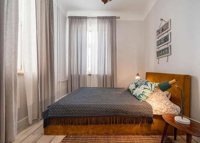 White Lux Next To The Old Town With Free Parking Apartment