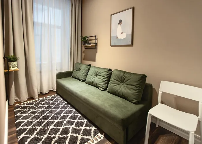 White Lux Next To The Old Town With Free Parking