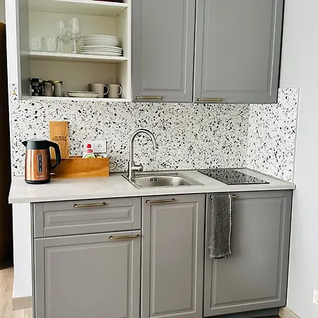 White Lux Next To The Old Town With Free Parking